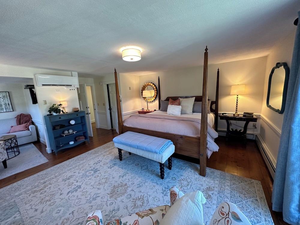 Inn at Perkins Cove photo 93
