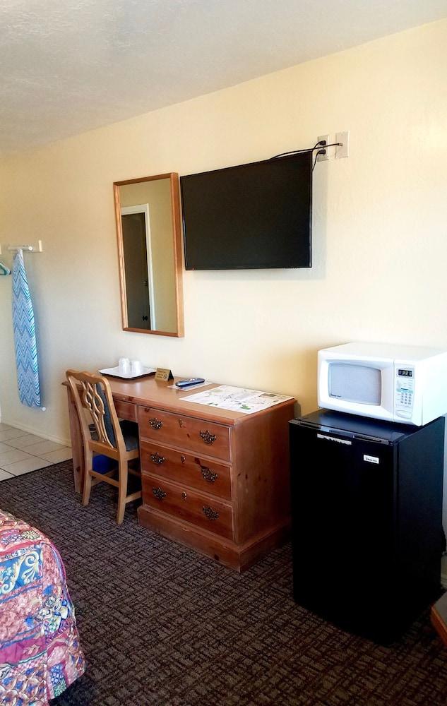 Parkway Inn Eugene photo 16