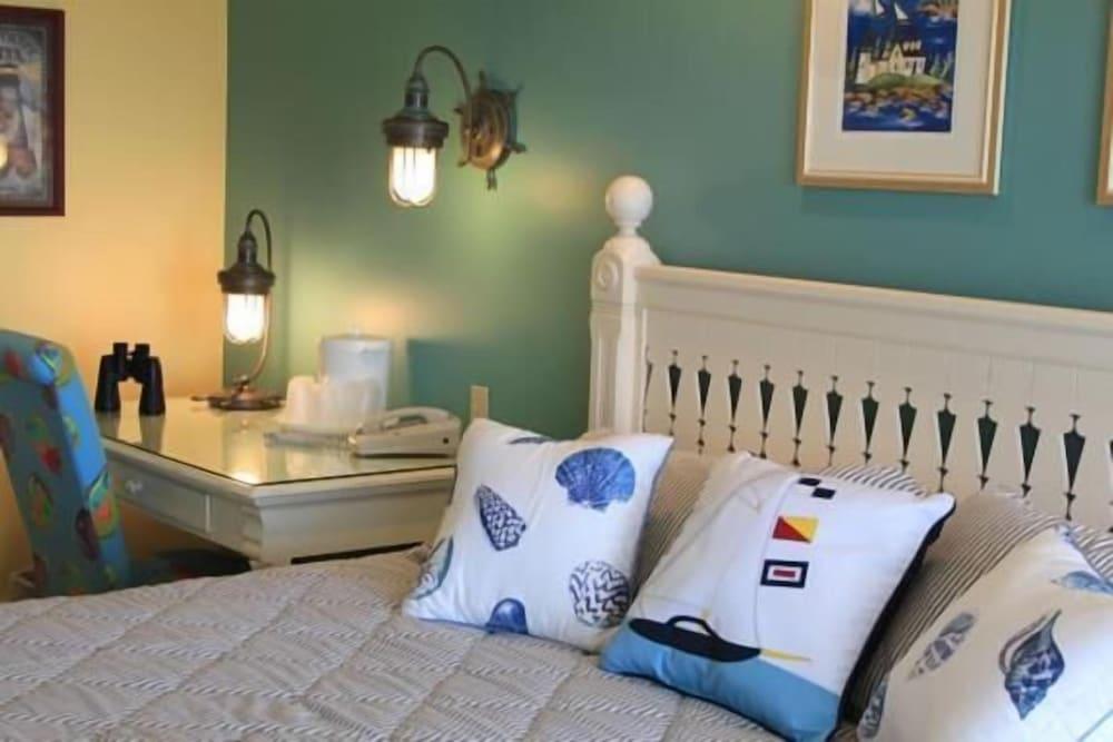 Island View Inn photo 8