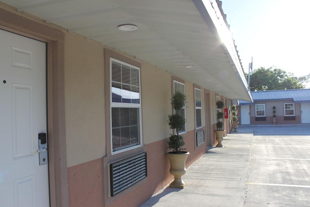 Harbour Inn photo 18