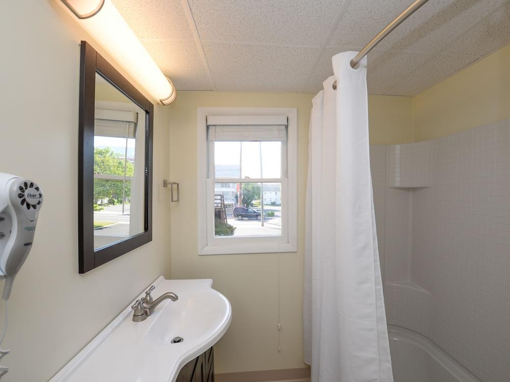 The Wellington Hotel & Suites Oceanblock photo 44