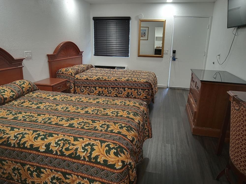 Solano Inn photo 8