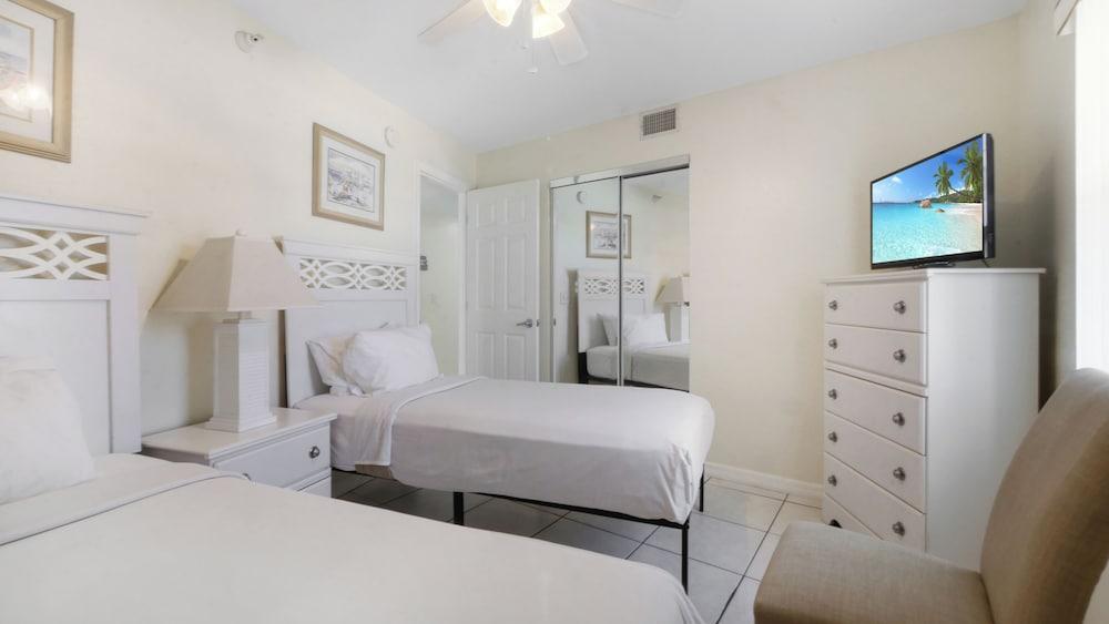 South Beach Oceanfront Resort photo 14