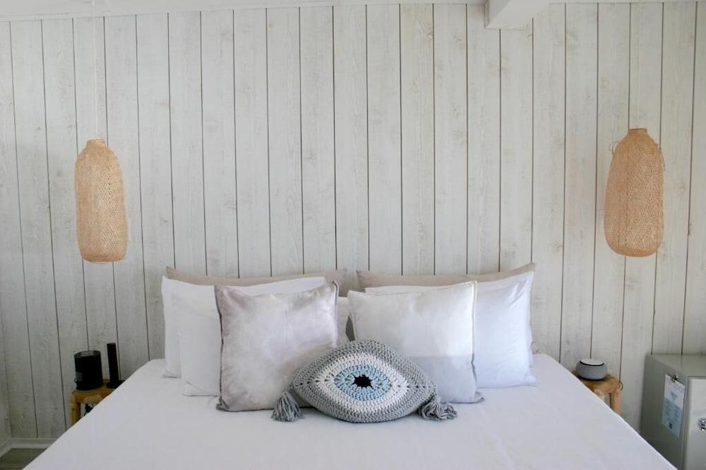 The Surfside Hotel photo 3