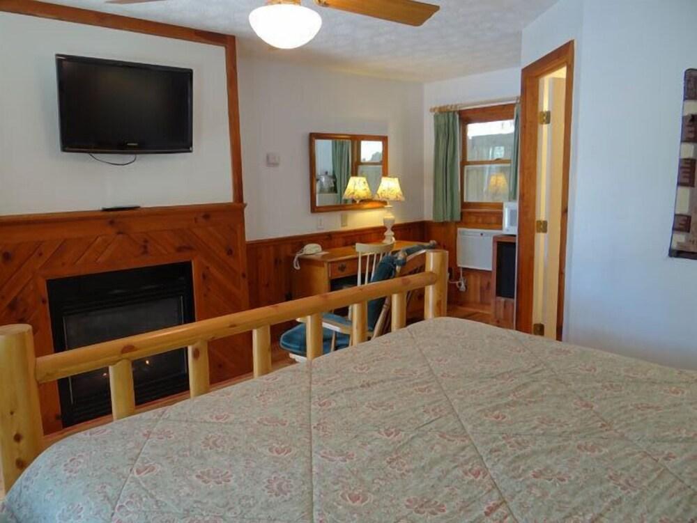 The Homestead Inn photo 72
