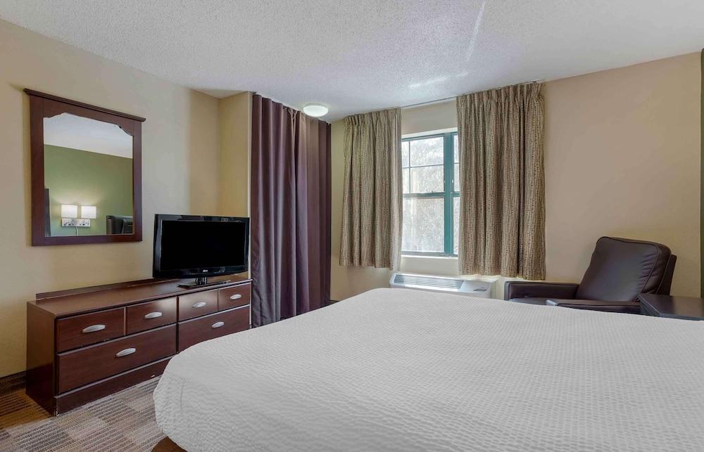 Extended Stay America Suites Houston I10 West CityCentre photo 7