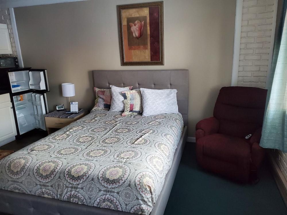 River Country Motor Lodge photo 47