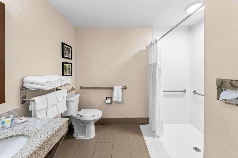 Comfort Inn & Suites Heath - Newark South photo 21