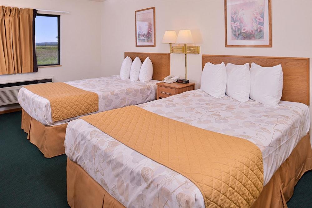 Americas Best Value Inn Missouri Valley photo 3