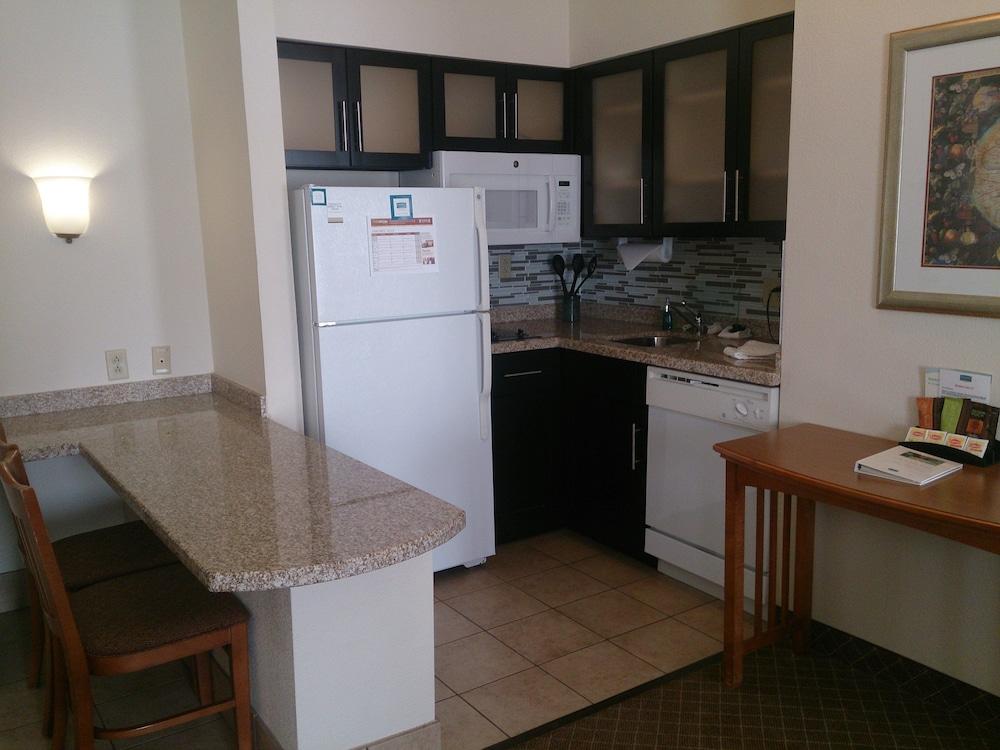 Staybridge Suites Columbus-Airport by IHG photo 11