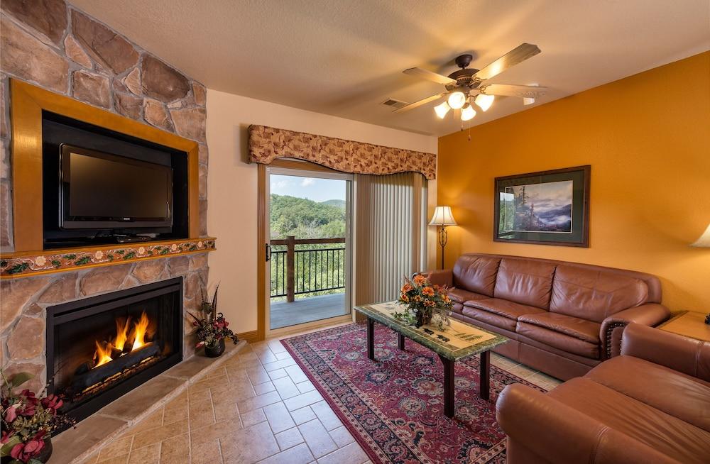 Westgate Branson Woods Resort and Cabins photo 42