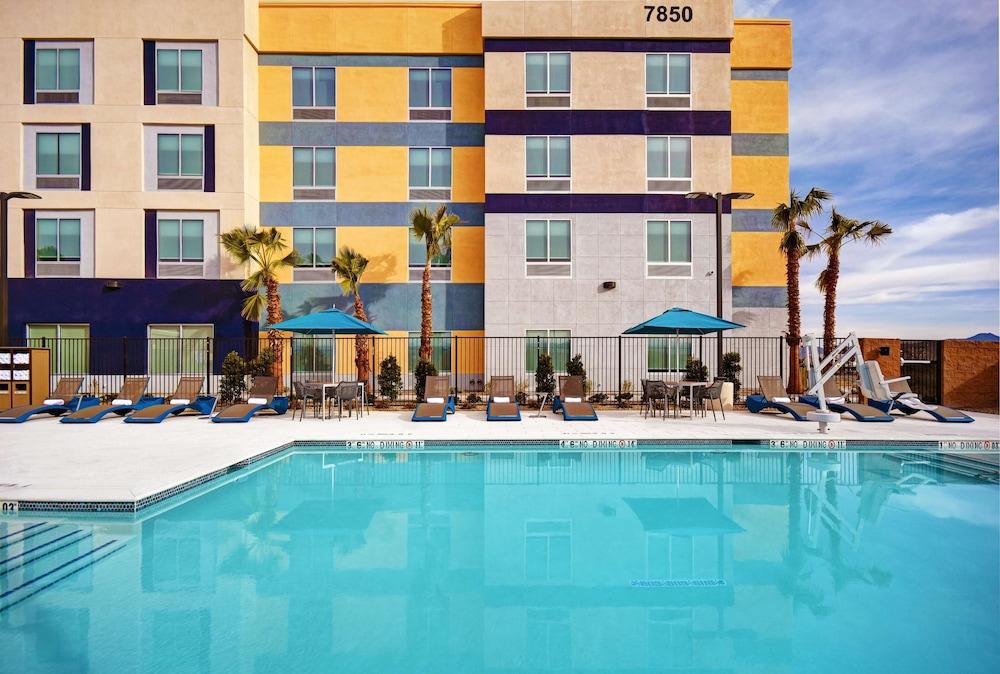 Hampton Inn Las Vegas Strip South, NV photo 49
