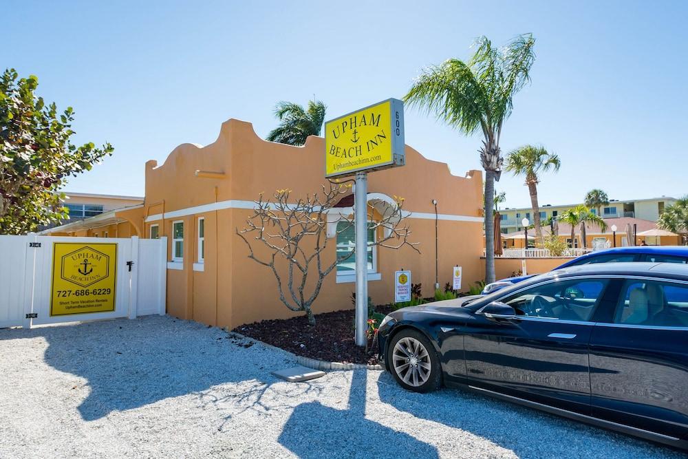 Upham Beach Inn photo 11