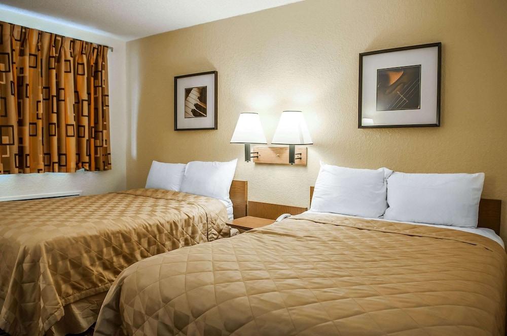 Rodeway Inn Albuquerque West photo 30