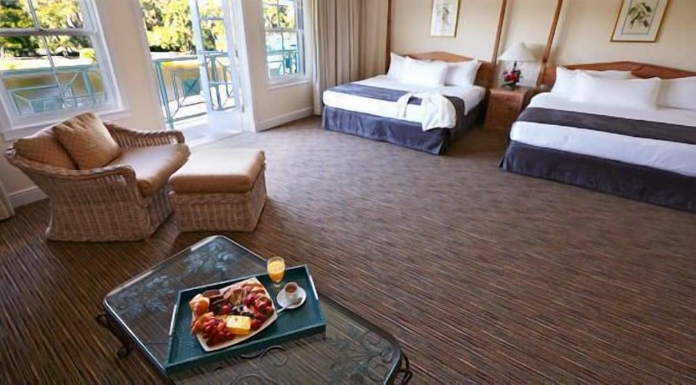 Tampa Palms Country Club photo 7