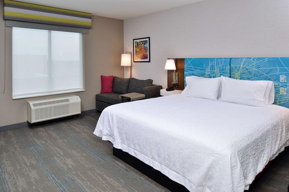 Hampton Inn & Suites Adrian photo 23