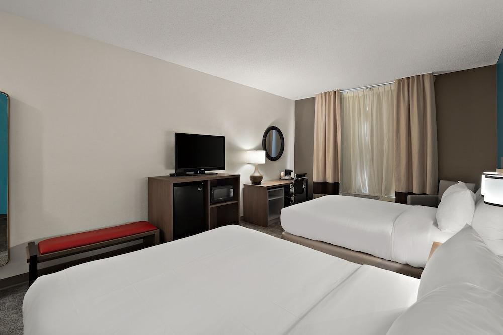 Comfort Inn & Suites Santee photo 6