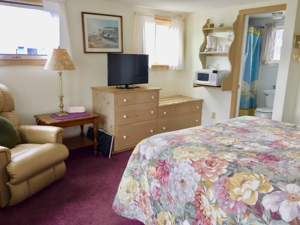 Moody's Motel & Cottages photo 59