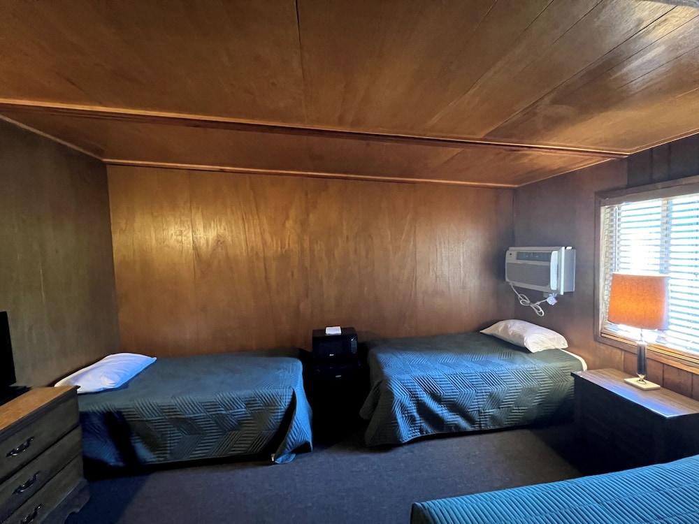 Lost Pines Lodge photo 3
