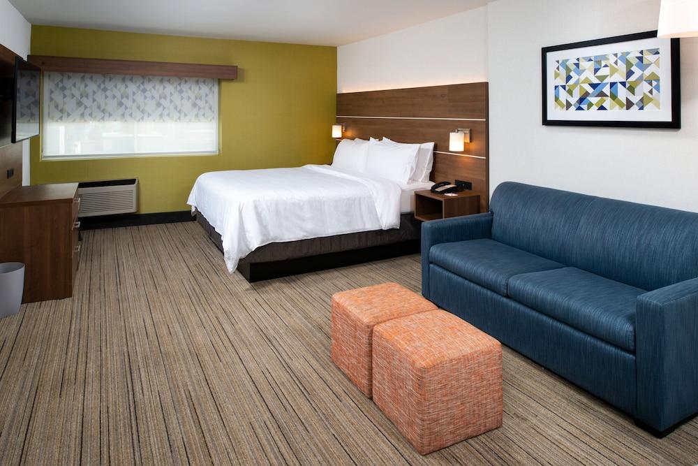 Holiday Inn Express & Suites Los Angeles Downtown West by IHG photo 5