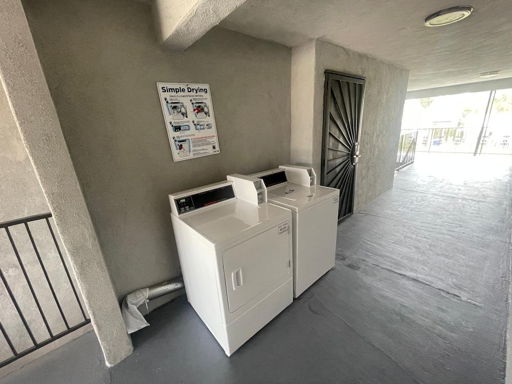 SimpleStay Suites - San Bernardino photo 20