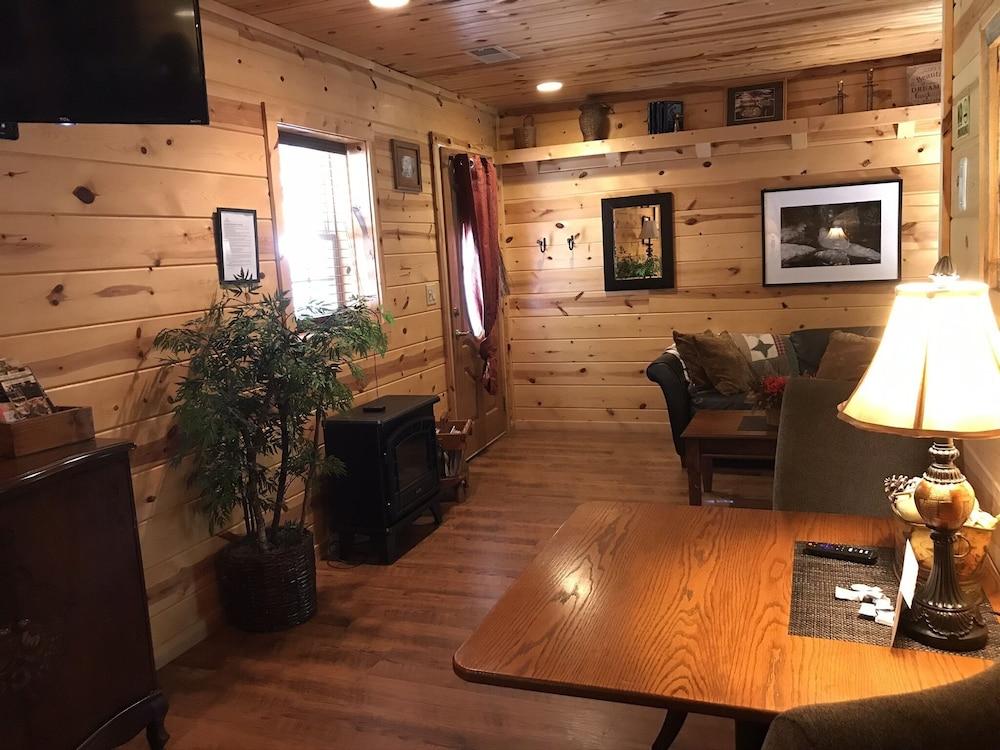 Nacoochee Valley Lodge photo 76