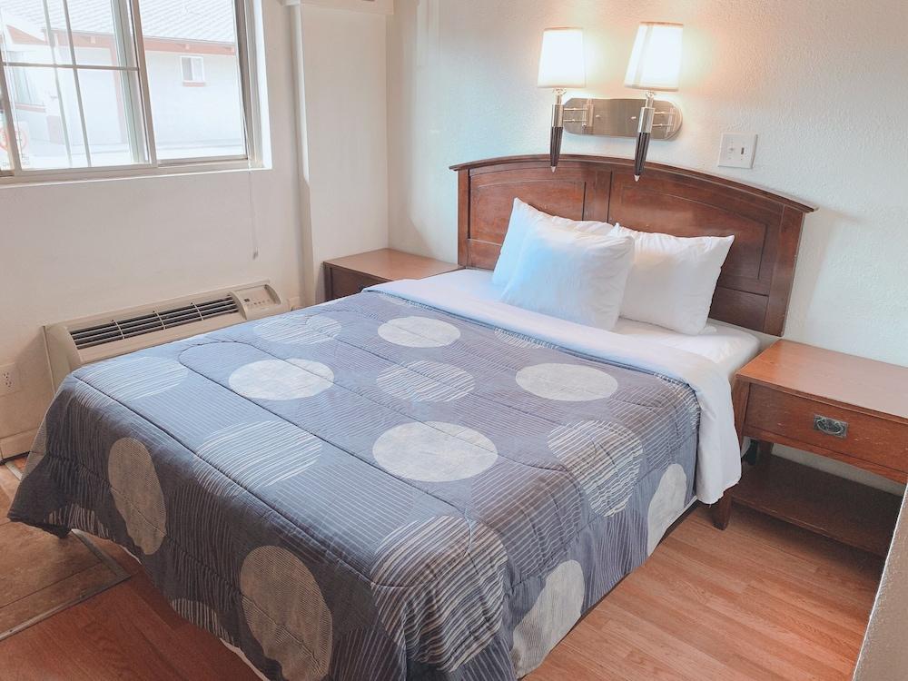 Fort Collins Inn photo 8