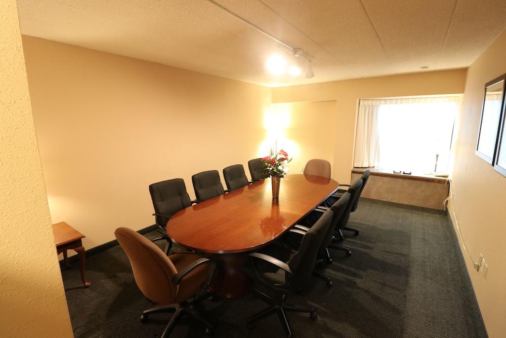 Hotel Mead Resorts & Conventions Center photo 65
