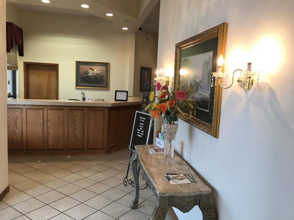 Rocky Creek Inn photo 8
