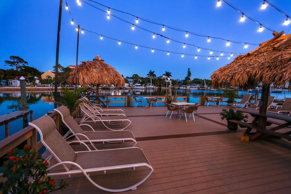Bay Palms Waterfront Resort - Hotel and Marina photo 94