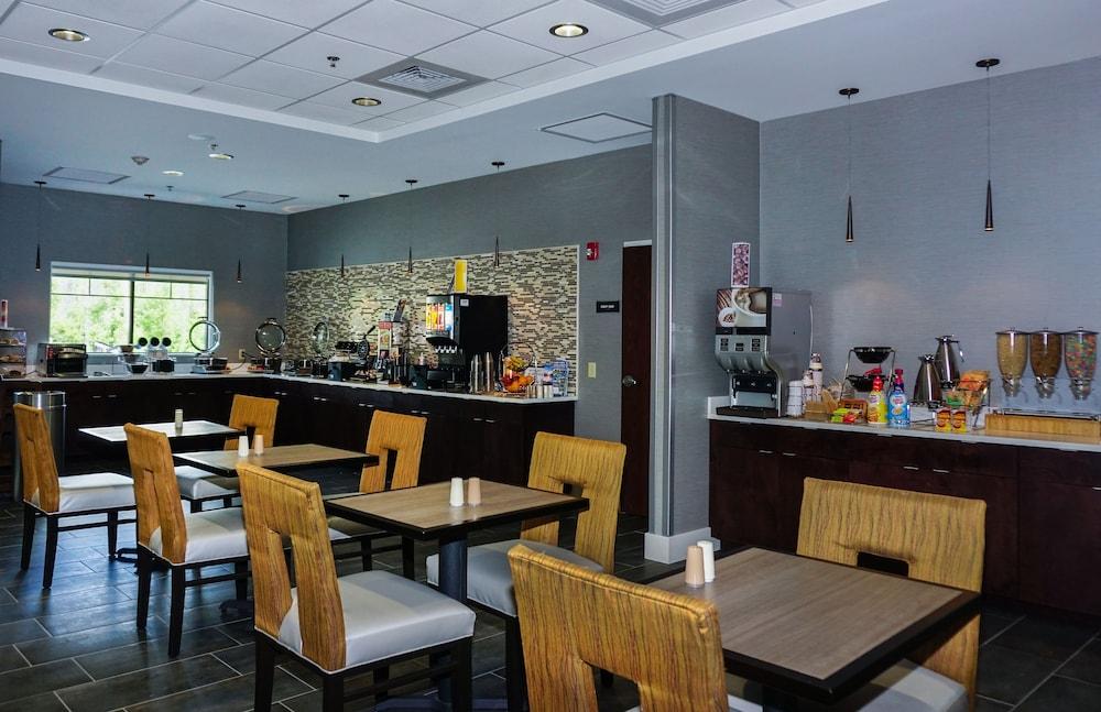 Best Western Plus The Hammondsport Hotel photo 38