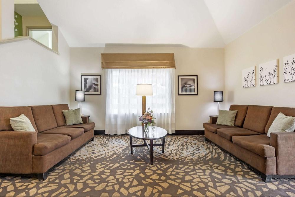 Sleep Inn - SeaTac Airport photo 9