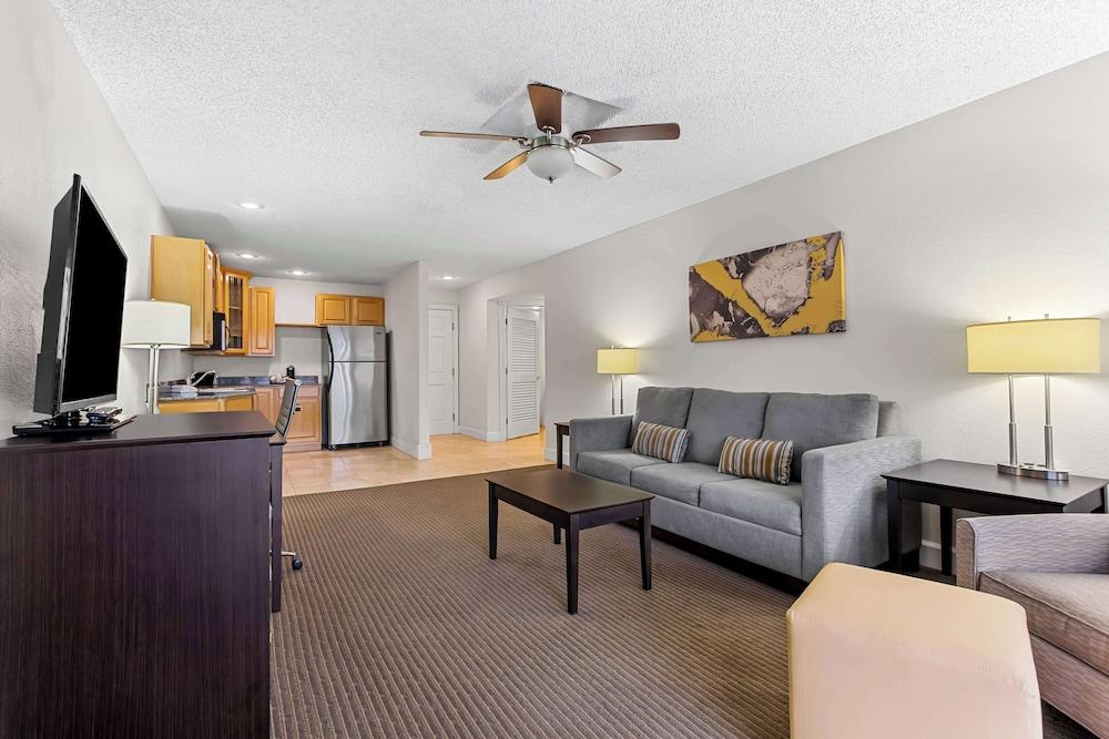Best Western Downtown Casper Hotel photo 35
