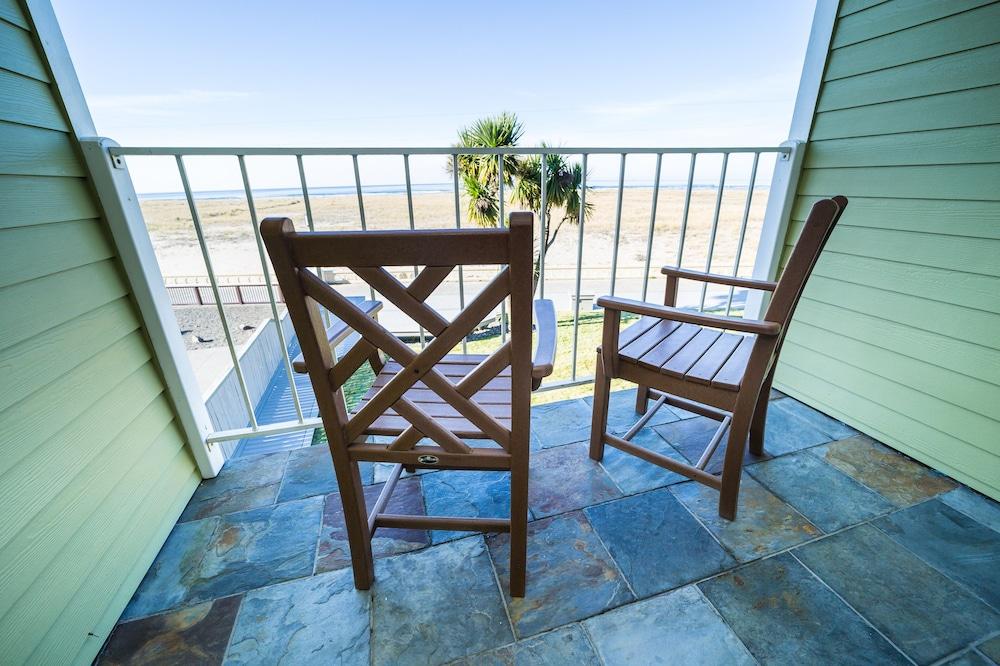 Inn of the Four Winds Oceanfront Seaside photo 14