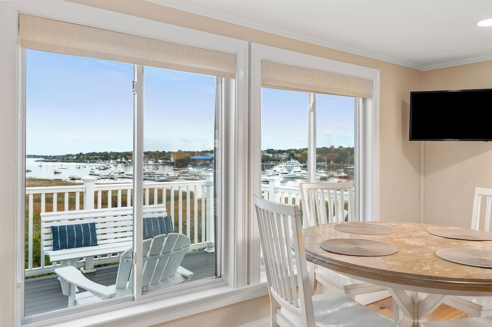 Guest House Suites photo 65