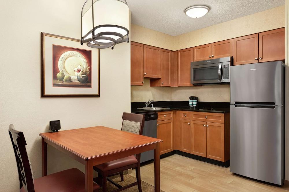 Homewood Suites Dallas/Park Central photo 17