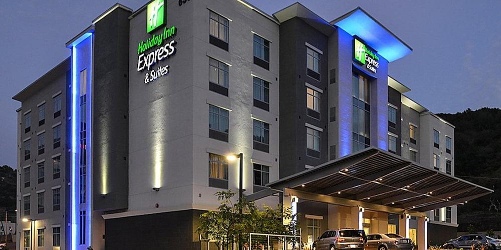 Holiday Inn Express & Suites Jacksonville Camp Lejeune Area by IHG photo 1