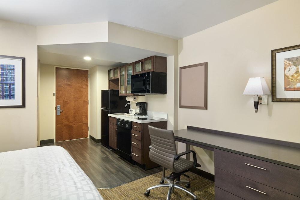Candlewood Suites New York City-Times Square by IHG photo 20