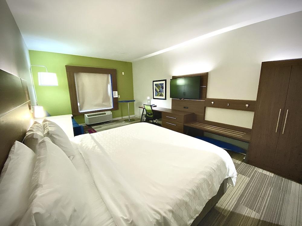 Holiday Inn Express Pineville-Alexandria Area by IHG photo 22
