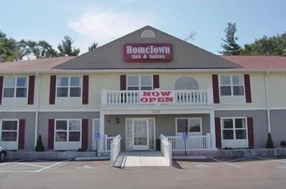 HomeTown Inn & Suites — hotel in Schererville