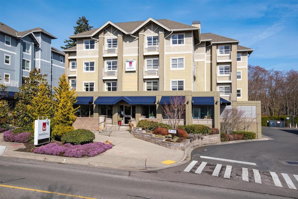 Marshall Suites Bainbridge Island, SureStay Collection by BW photo 22
