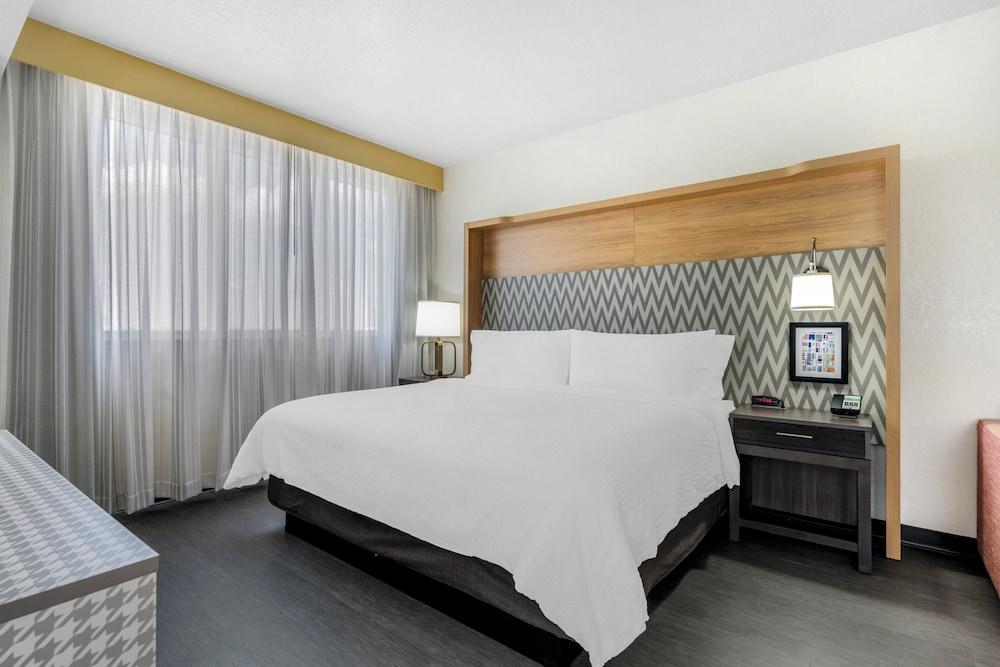 Holiday Inn Orlando International Dr-ICON by IHG photo 16