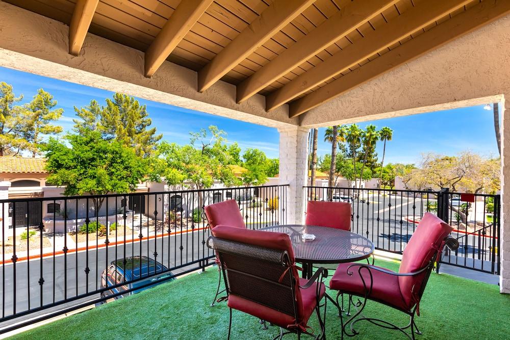 Scottsdale Camelback Resort photo 36