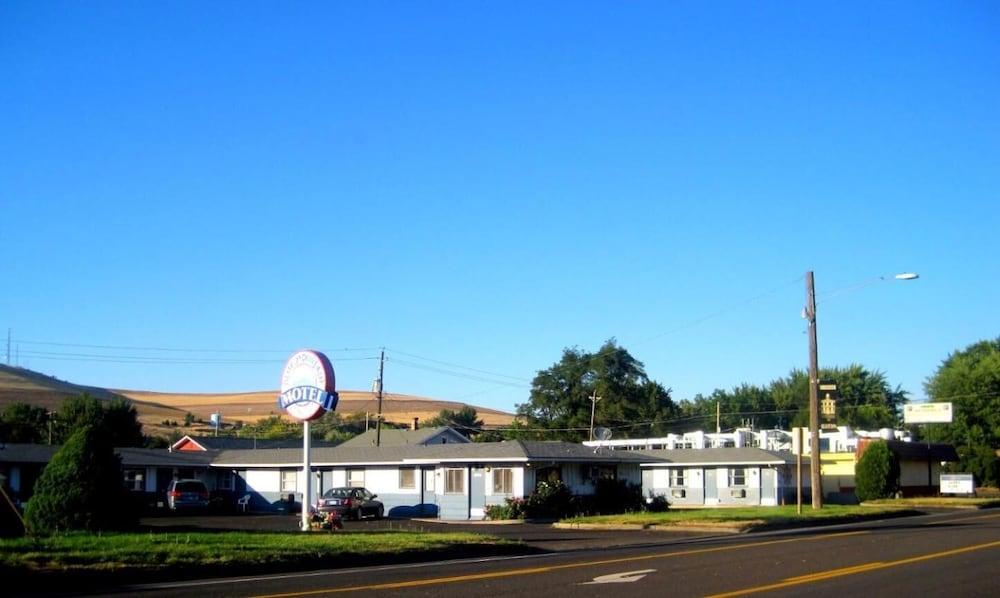 Blue Mountain Hotel photo 22