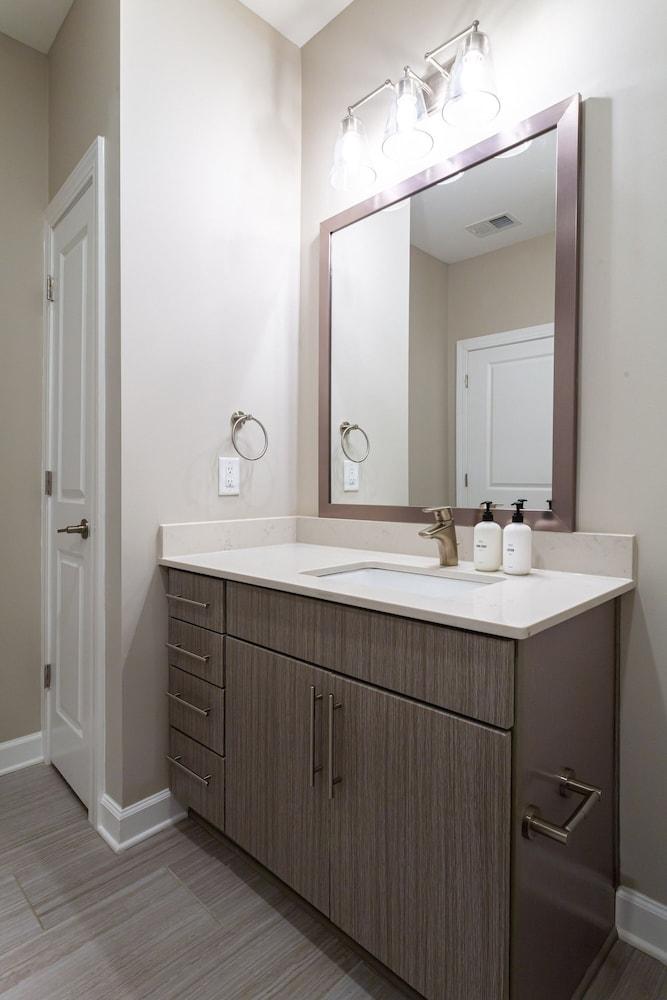 Kasa FreeMoreWest Charlotte photo 25