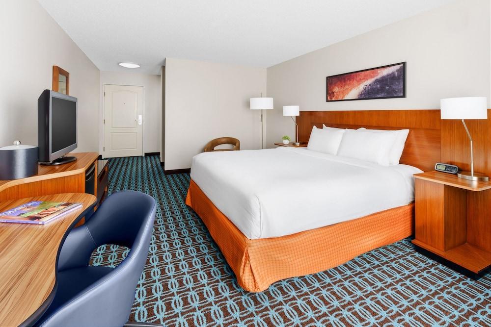 Fairfield Inn & Suites Houston The Woodlands photo 24