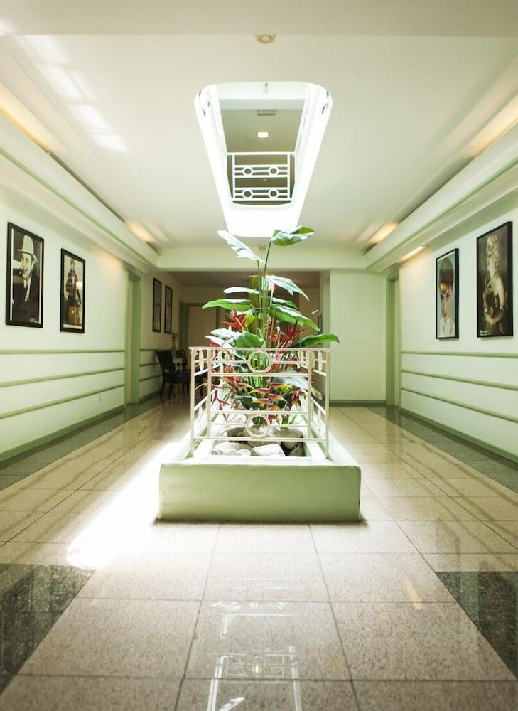 Hollywood Celebrity Hotel photo 44