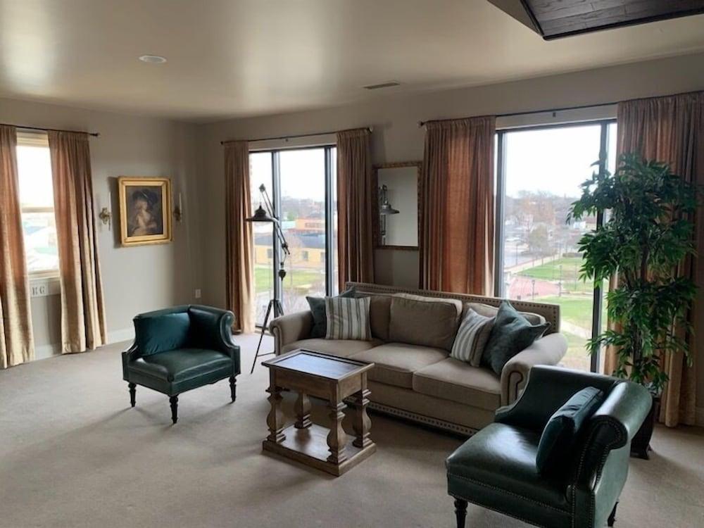 Kentucky Grand Hotel & Spa photo 11