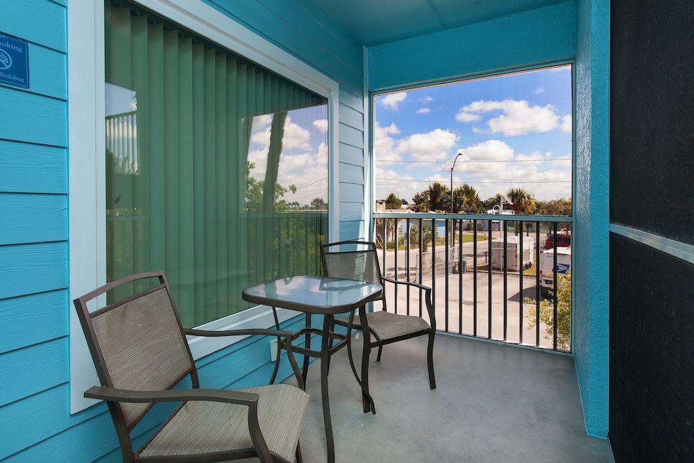 Bridgewalk Resort photo 37