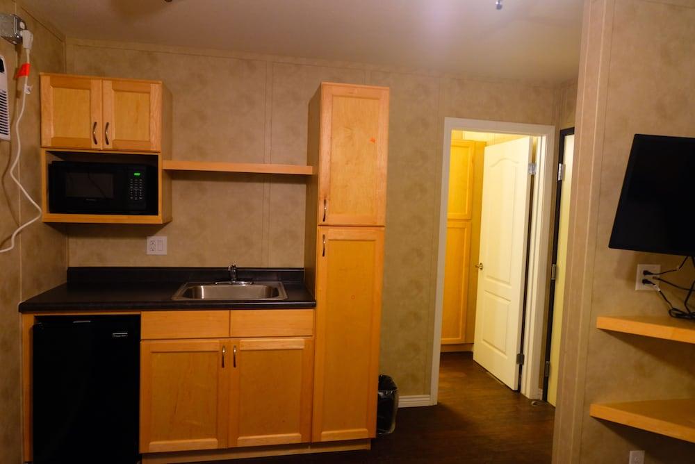 Target Hospitality-Delaware Lodge Orla photo 10